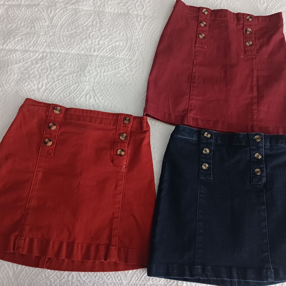 Copper Key Girls' Red and Navy Button-Accent Mini Skirts